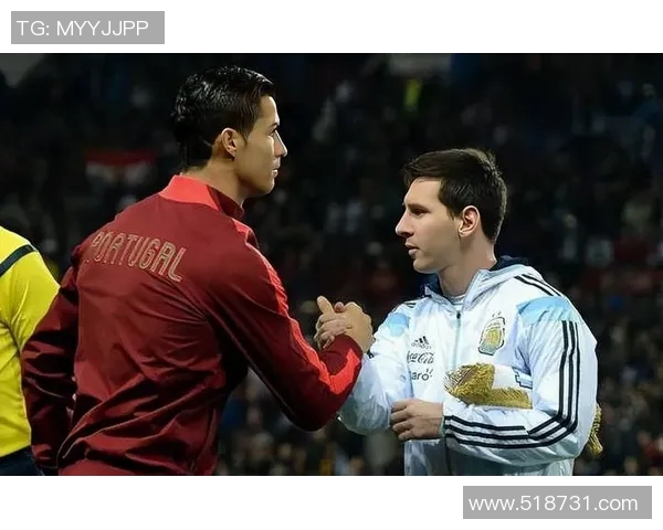 各国足球明星同框合影展现全球足球魅力与团结精神